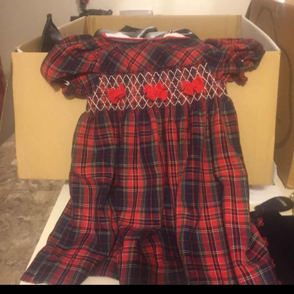 Little girls dress. 2 for &15